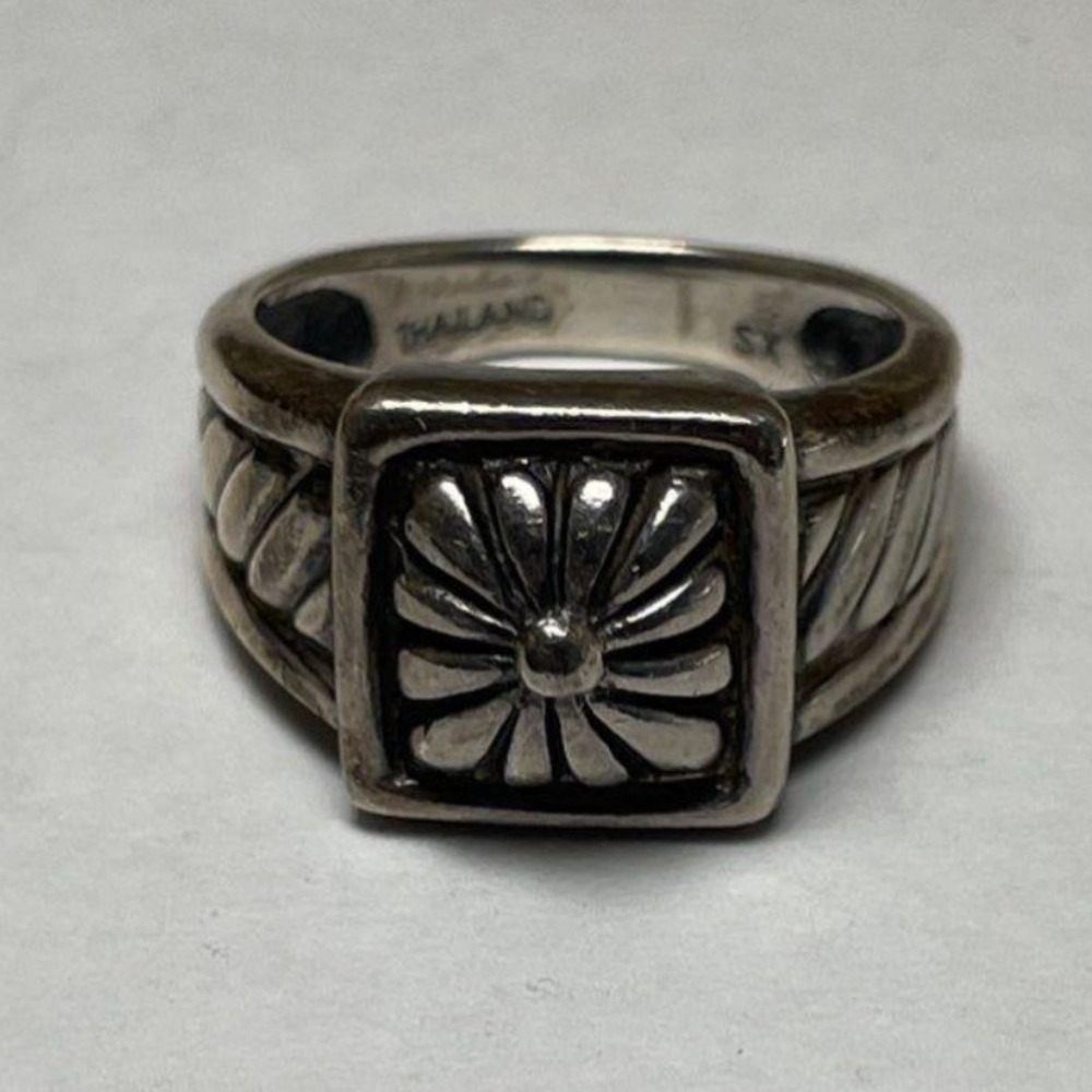 SX Thailand Sterling Silver Sunburst Signet Ring Braided Cable Band Size 7.5